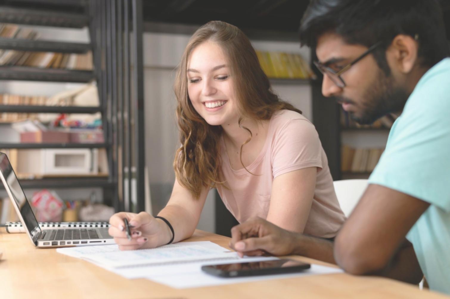 Ambiente de formação especializada em atendimento ao cliente